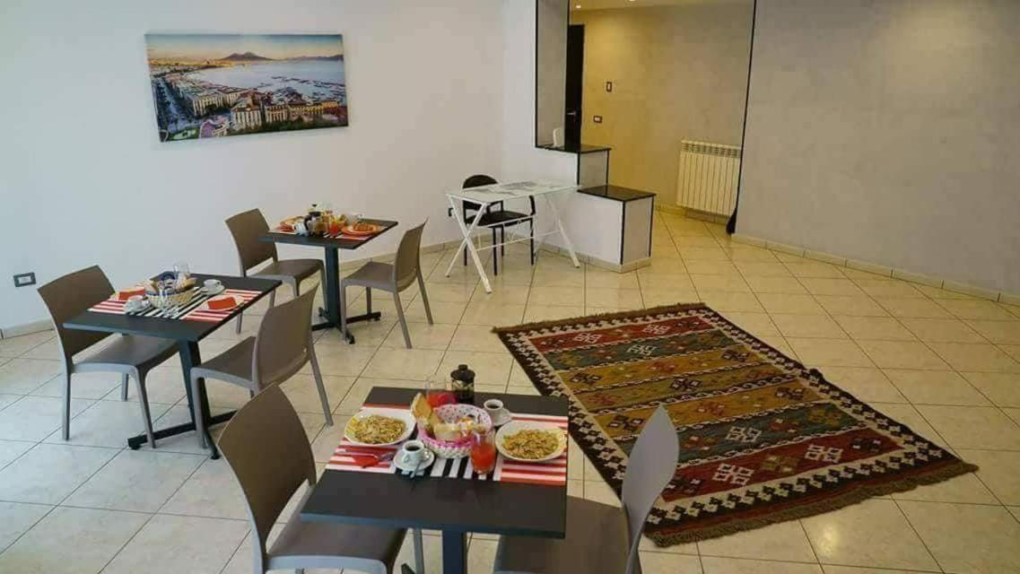 Welcome Inn Napoli المظهر الخارجي الصورة